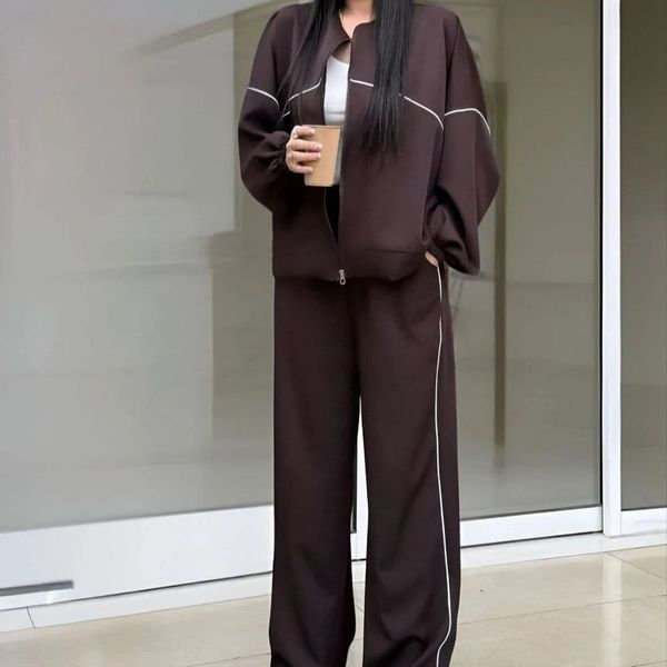 ست سوییشرت و شلوار اویشو