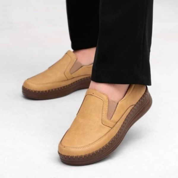 کفش زنانه مدل گلبهار کفی طبی و خارپاشنه رنگ کرم