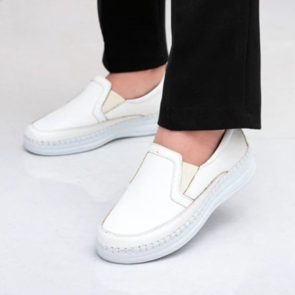 کفش زنانه مدل گلبهار کفی طبی و خارپاشنه رنگ سفید