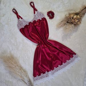 لباس خواب ساتن ابریشم زنانه مدل مهلا