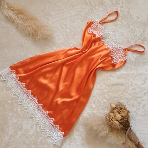 قیمت ارزان لباس خواب ساتن ابریشم زنانه مدل مهلا