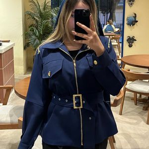 کت سورمه ای