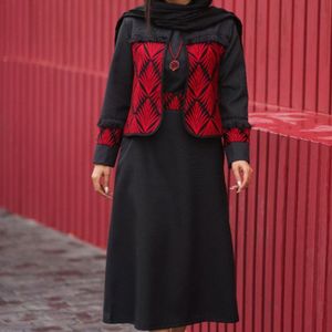 سه تیکه یلدایی نارون