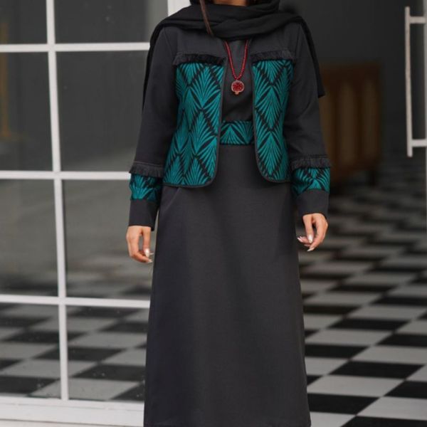 سه تیکه یلدایی نارون