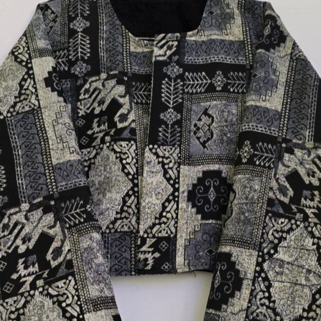 خرید اینترنتی کراپ کت ژاکارد