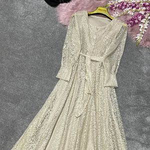 خرید انلاین پیراهن دانتل نازلی