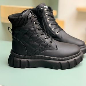 خرید اینترنتی قیمت بوت بچگانه اسپرت miu بندی کد 4081801