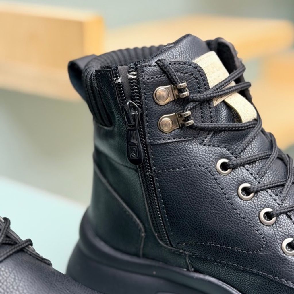 خرید اینترنتی قیمت بوت بچگانه اسپرت طرح Caterpillar کد 4081802