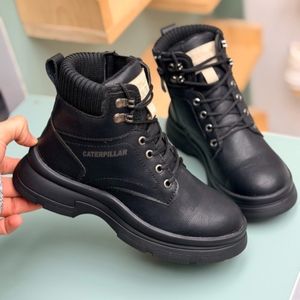 خرید آنلاین بوت بچگانه اسپرت طرح Caterpillar کد 4081802