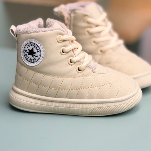 کتونی بچگانه نیمساق شنل دوزی طرح الستار کد 4082201