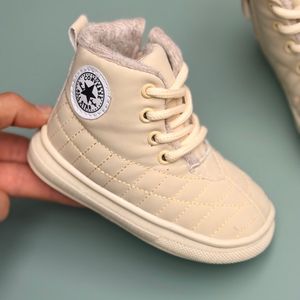 خرید اینترنتی قیمت کتونی بچگانه نیمساق شنل دوزی طرح الستار کد 4082201