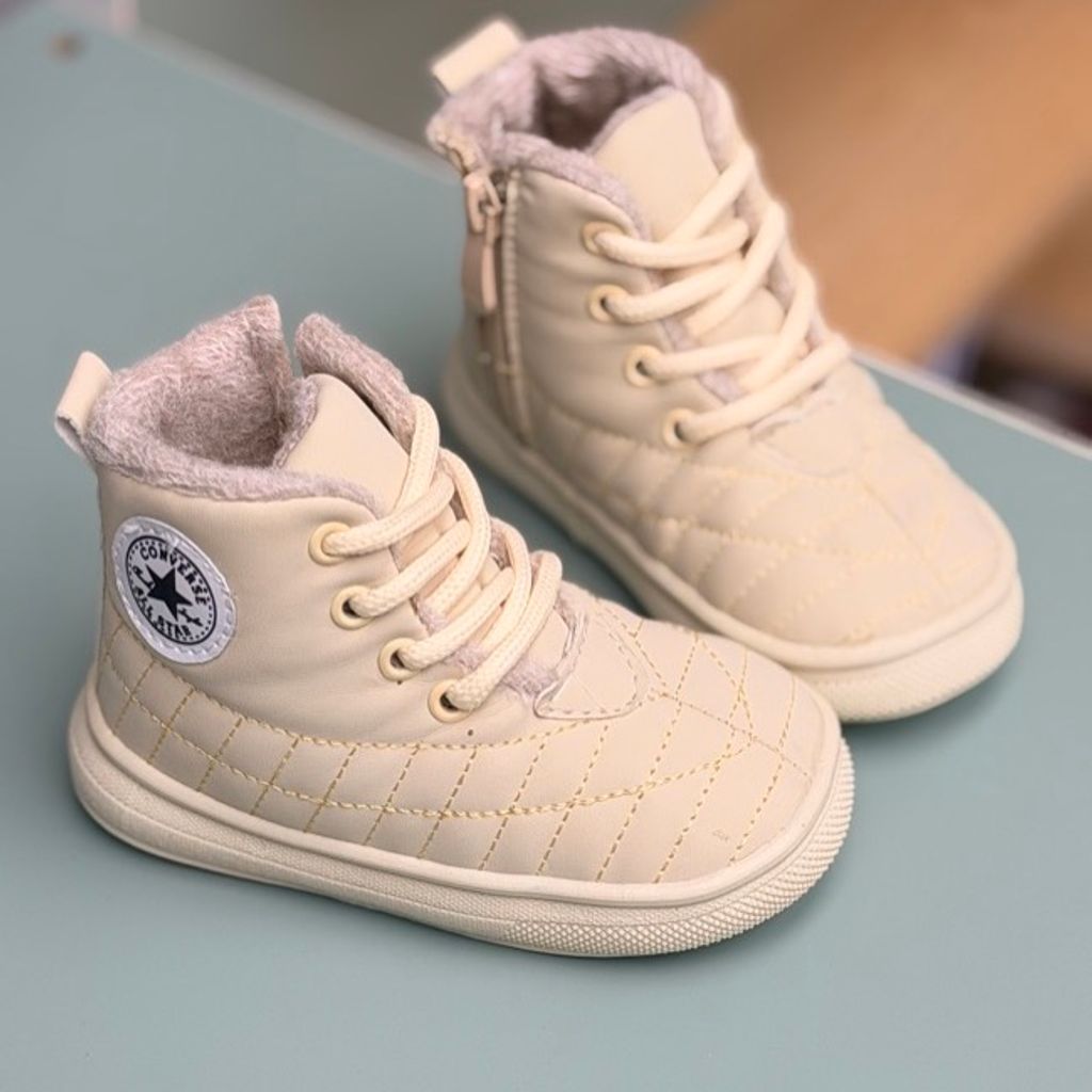 خرید اینترنتی قیمت کتونی بچگانه نیمساق شنل دوزی طرح الستار کد 4082201