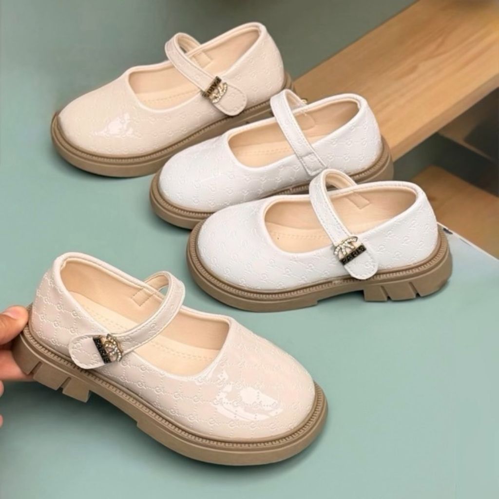 خرید آنلاین کفش دخترانه عروسکی طرح پاریس از Hartal کد 4082601