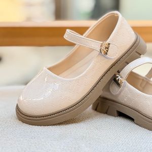 خرید اینترنتی قیمت کفش دخترانه عروسکی طرح پاریس از هارتال کد 4082601