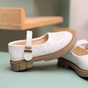 خرید اینترنتی قیمت کفش دخترانه عروسکی طرح پاریس از Hartal کد 4082601