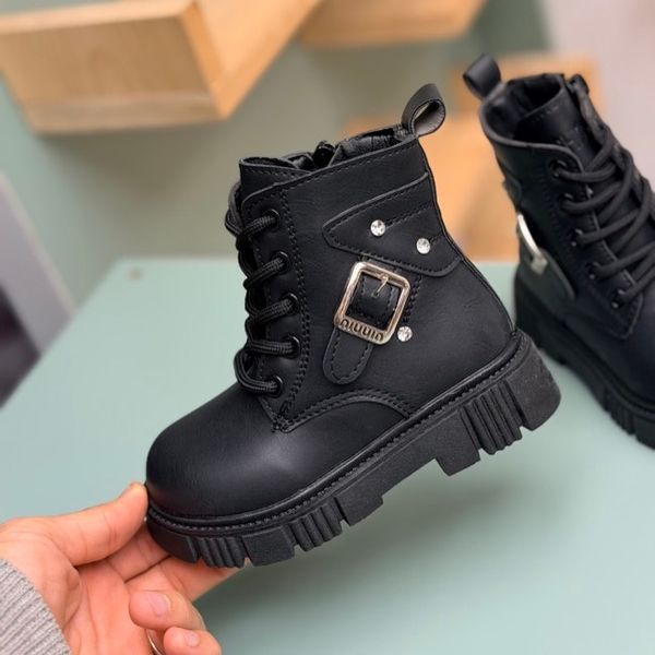 بوت بچگانه طرح سگک نگین از Toobaco کد 4082602