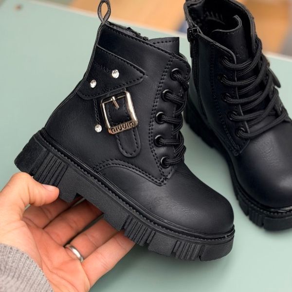 بوت بچگانه طرح سگک نگین از Toobaco کد 4082602