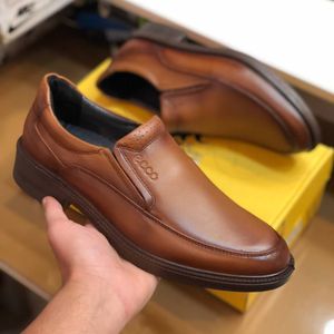 مشخصات کفش چرم مردانه مجلسی صافتی عسلی