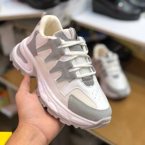 خرید آنلاین کفش چرم اسپرت زنانه مدل هوگان سفید طوسی