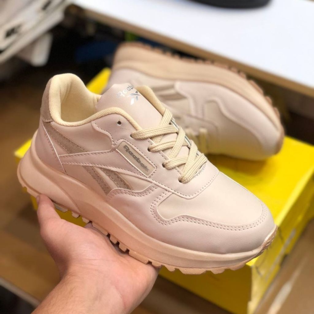 فروش اینترنتی کفش چرم زنانه اسپرت مدل ریبوک کرم قهوه ای