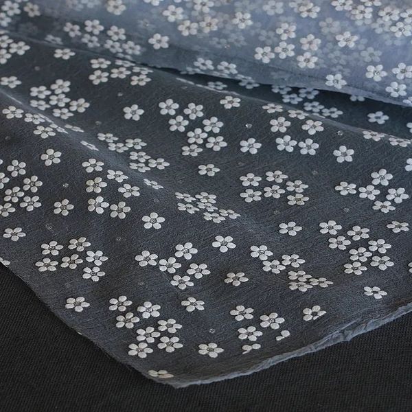 پارچه تور ارگانزا گل گچی 1138