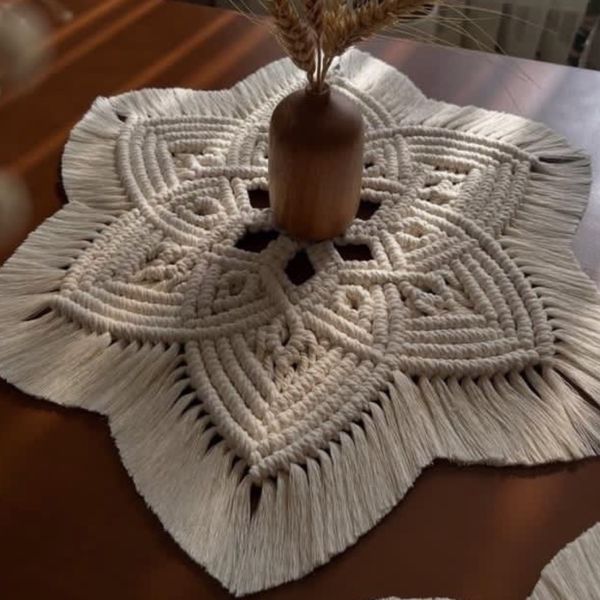 رومیزی مکرومه بافی مدل خورشید