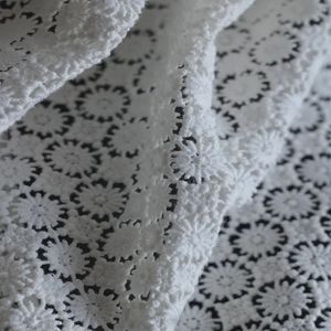 خرید اینترنتی قیمت پارچه گیپور نخ ( قلاب بافی )