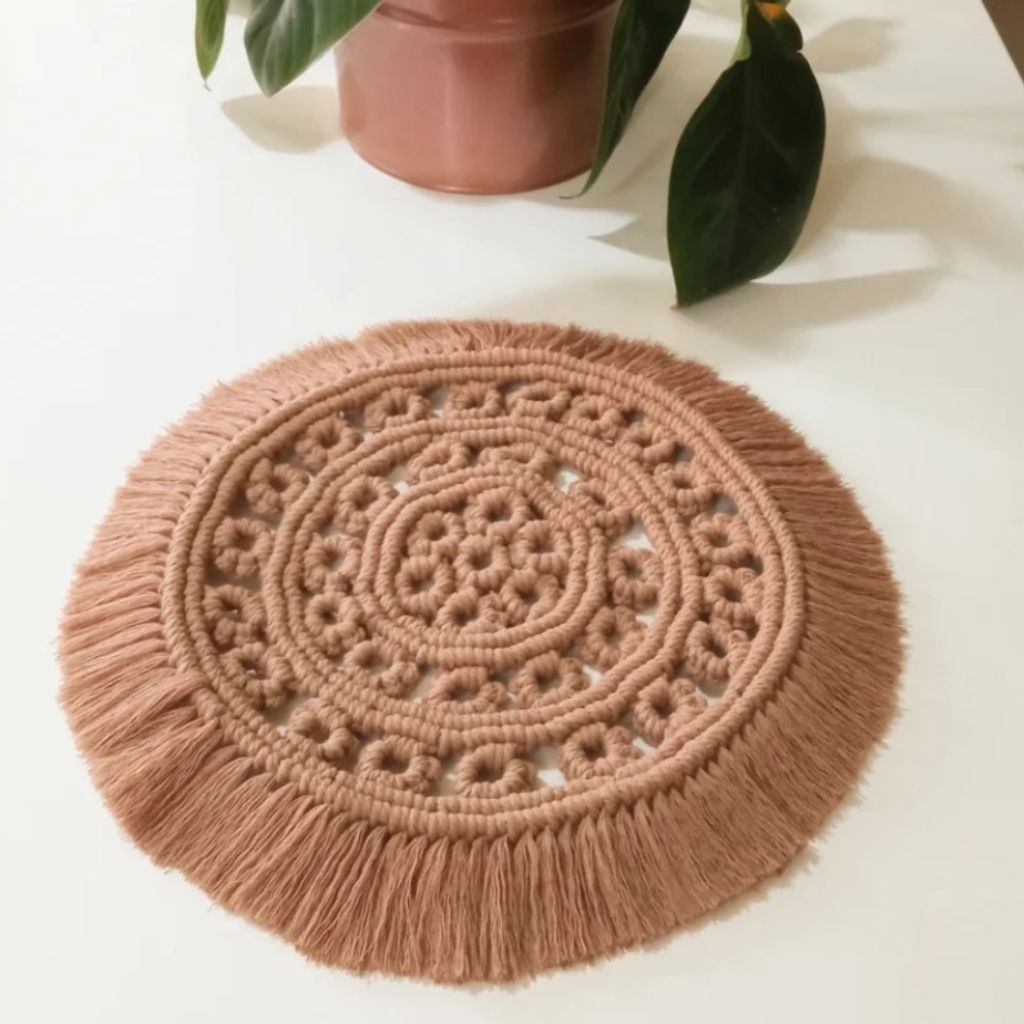 خرید انلاین رومیزی گرد مکر‌ومه بافی