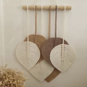 دیوار کوب‌مکر‌ومه بافی