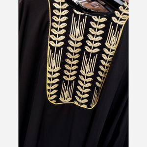 مشخصات مانتو عبایی زنانه mn7t6