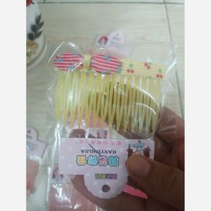 قیمت ارزان شانه سر رنگی دخترانه sh66t