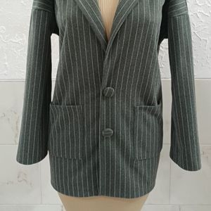 مشخصات مانتو شکت فوتر زنانه دیپلمات دو جیب مدل زمرد