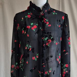 قیمت شومیز زنانه مشکی گلدار گل مخملی حریر در سه رنگ بنفش صورتی، قرمز، نارنجی