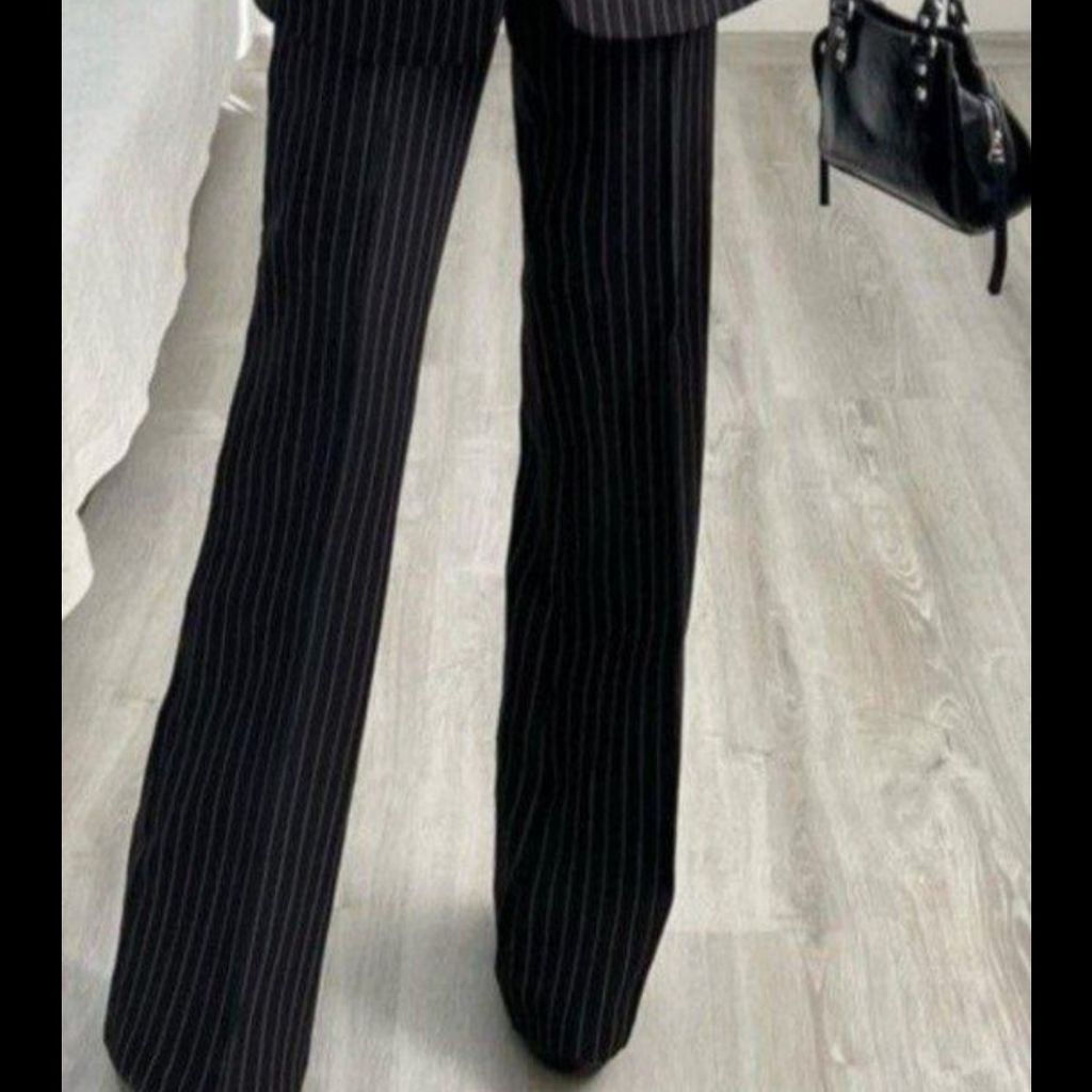 خرید آنلاین کت و شلوار زنانه دیپلمات ریز