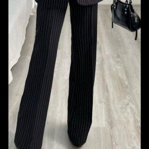 خرید آنلاین کت و شلوار زنانه دیپلمات ریز