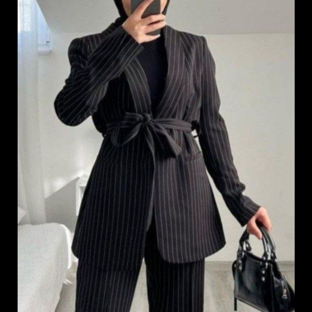 قیمت کت و شلوار زنانه دیپلمات ریز