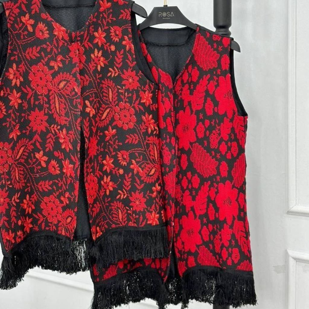 قیمت ارزان جلیقه ست یلدایی شومیز سفید جلیقه ریش و کمربند