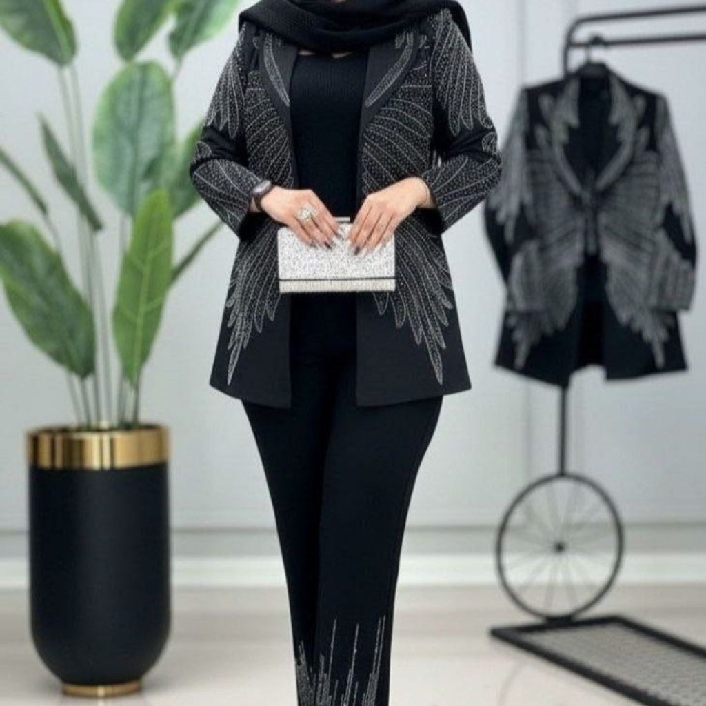 خرید آنلاین ست کت شلوار مجلسی طاووس نورا