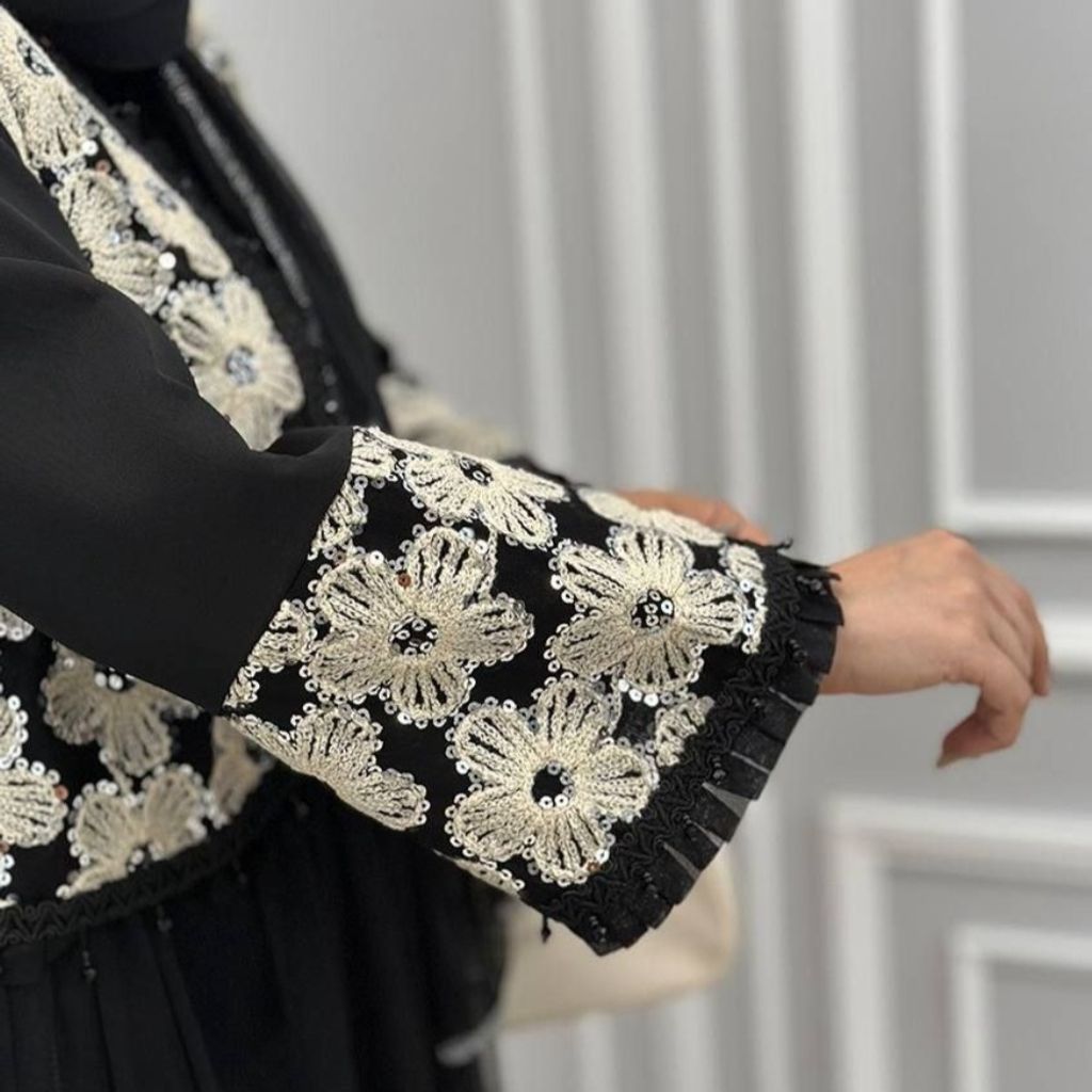 خرید انلاین کت و دامن ست سه تیکه سوده