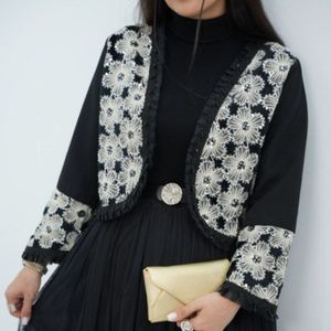 فروش اینترنتی کت و دامن ست سه تیکه سوده