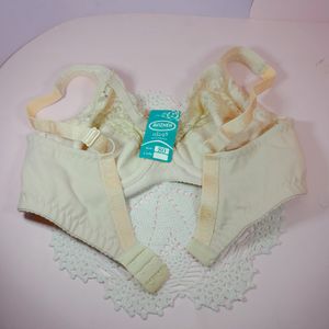 قیمت سوتین مینی مایزر فنردار لاکرا پنبه برندآویژه