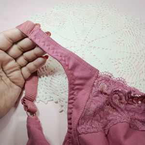 خرید آنلاین سوتین مینی مایزر فنردار لاکرا پنبه برندآویژه