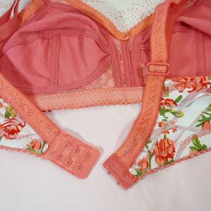 مشخصات سوتین گیپورکشی رنگی داخل نخی بدون فنر برندشمیم