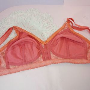 خرید اینترنتی سوتین گیپورکشی رنگی داخل نخی بدون فنر برندشمیم