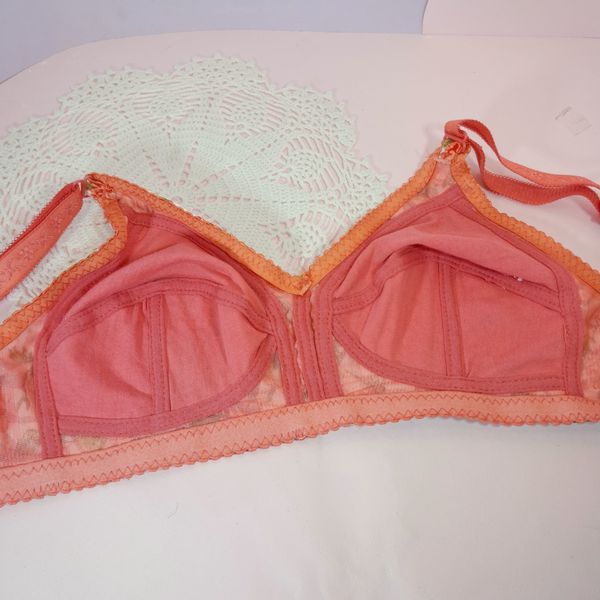 سوتین گیپورکشی رنگی داخل نخی بدون فنر برندشمیم ارسال رایگان