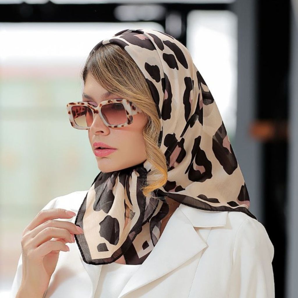 خرید آنلاین مینی اسکارف نخی طرح پلنگی