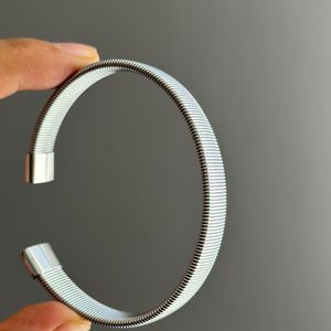 قیمت دستبند استیل مردانه