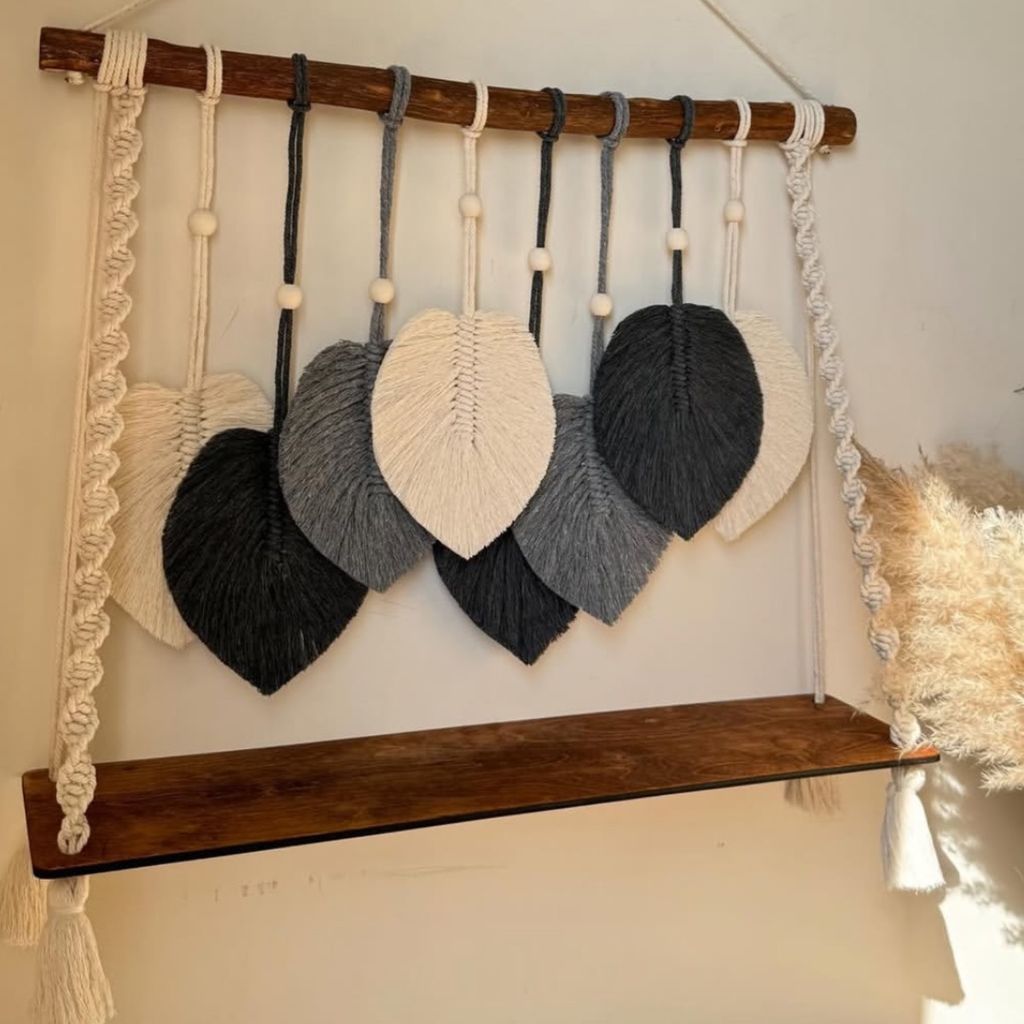 قیمت ارزان دیوارکوب شلف چوبی برگ مکرومه مدل تینا