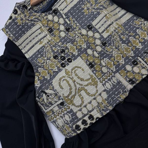 سارافون و جلیقه ویولت