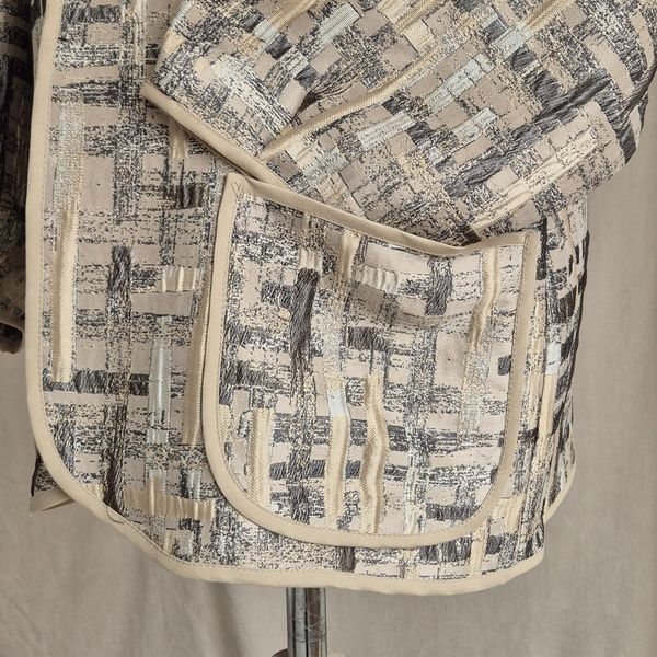 کت زنانه پاییزه زمستانی نسکافه‌ای موکایی ژاکارد